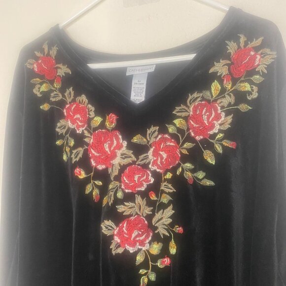 Catherines Black Velvet Tunic Womens 3X With Red Rose Embroidery Plus Size 3/4 S - Picture 4 of 9